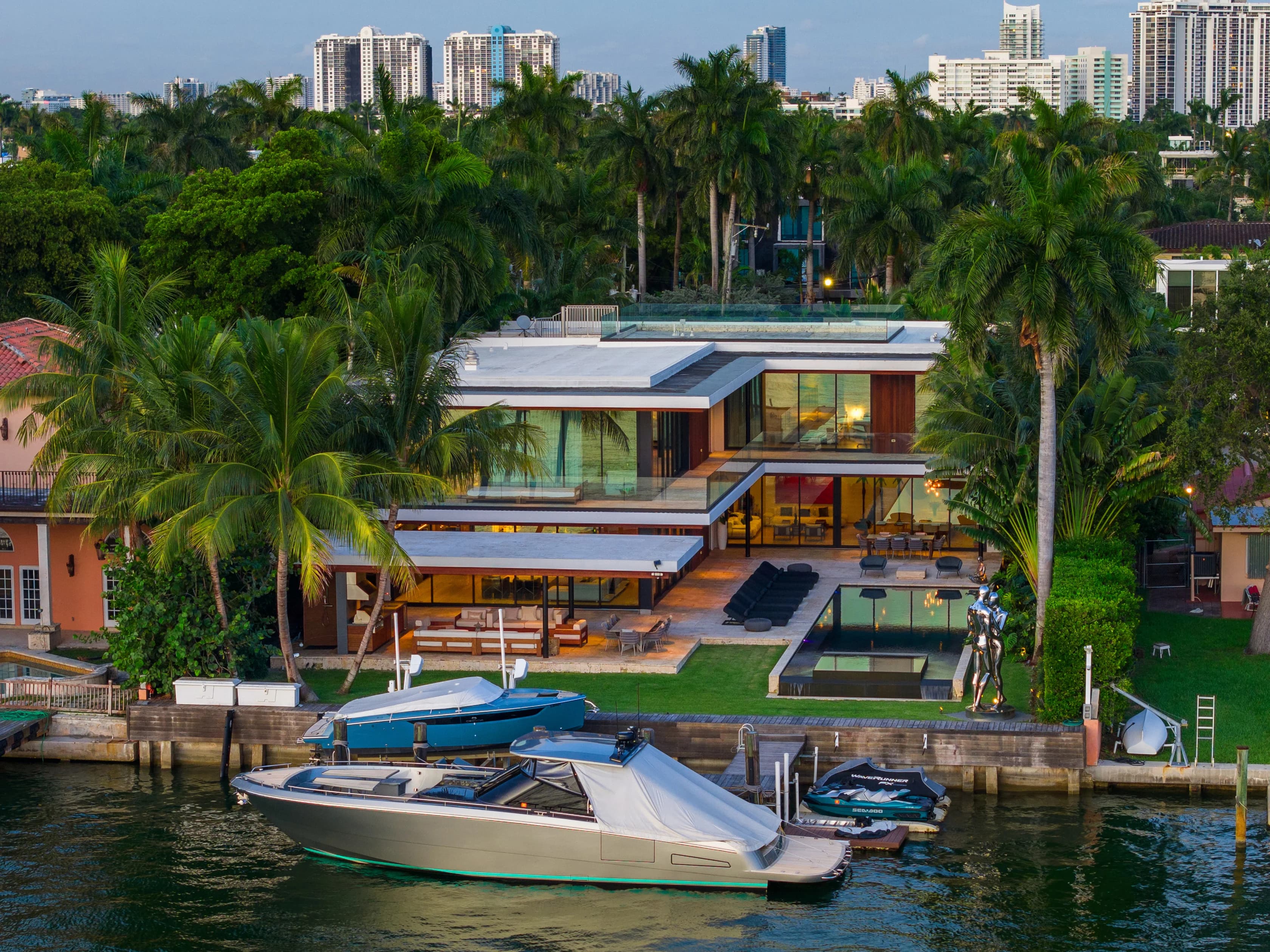 126 W San Marino Drive